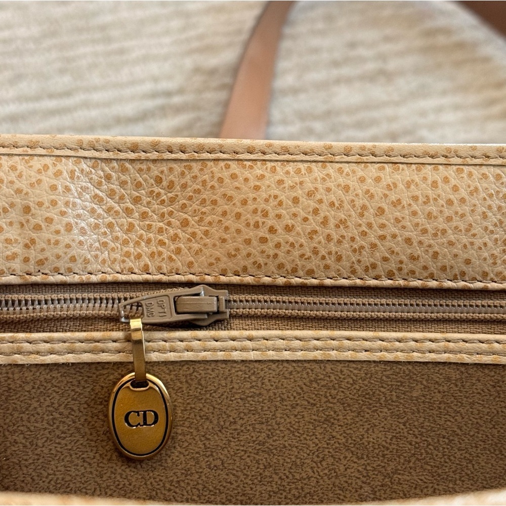 Christian Dior Vintage Tan Leather Double Handle Shoulder Bag with Gold CD Logo - Picture 7 of 16